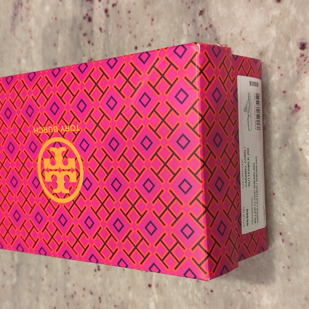 Tory Burch Tan Shearling Sandals - Picture 4 of 5